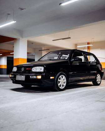 VOLKSWAGEN GOLF 2.0 MI GTI 8V GASOLINA 2P MANUAL
